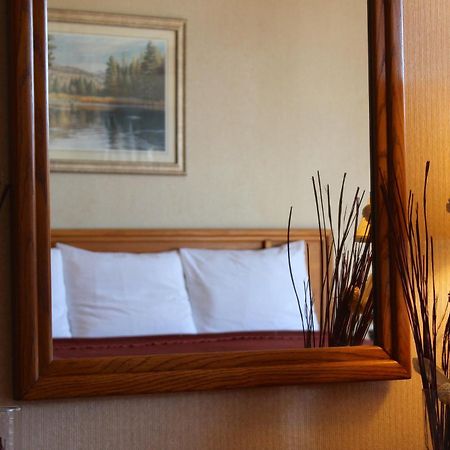 Regency Inn Richmond Dumbarton Pokoj fotografie